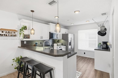 17753 SW 24th Ct, Miramar, FL 33029 - photo 5