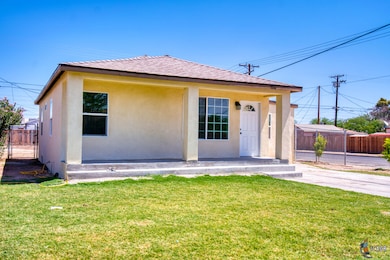 706 W Euclid Ave, El Centro, CA 92243 - photo 3