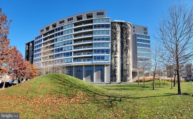 Silo Point unit 915, Baltimore, MD 21230 - photo 2