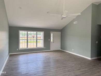 179 Lanefield Rd, Warsaw, NC 28398 - photo 4