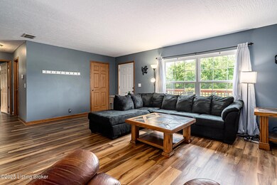 75 Baker Ct-21
