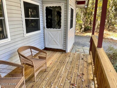 146 Kemadobi Cir W, Dingmans Ferry, PA 18328 - photo 4