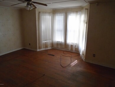 131 main living