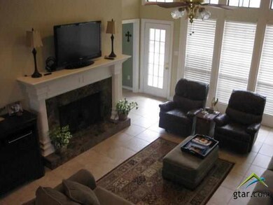 702 Cedar Creek Dr, Tyler, TX 75703 - photo 2