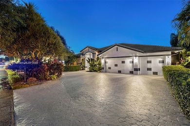 12555 SW 34th Place, Davie, FL 33330 - photo 5