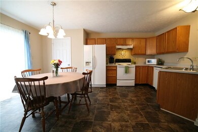 995 Ebony Cir, Franklin, IN 46131 - photo 7