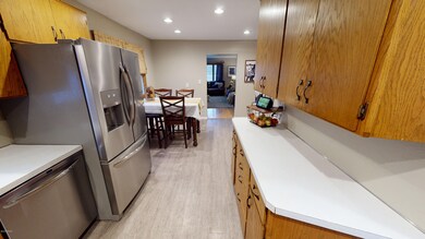 1610 S 18th St, Grand Forks, ND 58201 - photo 3