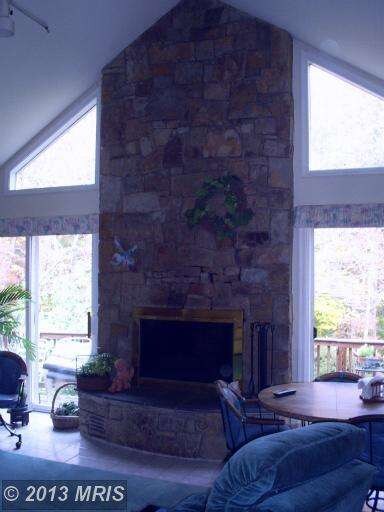 2021 Mccracken Dr, Dunkirk, MD 20754 - photo 2