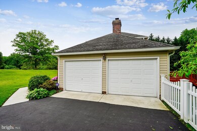 1295 Whirl a Way Ct, Gambrills, MD 21054 - photo 3