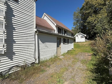 49 Hemlock St, Sabattus, ME 04280 - photo 4