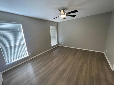 8105 Ceberry Dr unit B, Austin, TX 78759 - photo 5
