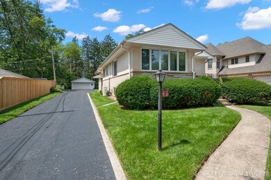 416 N Evergreen Ave, Elmhurst, IL 60126 - photo 2