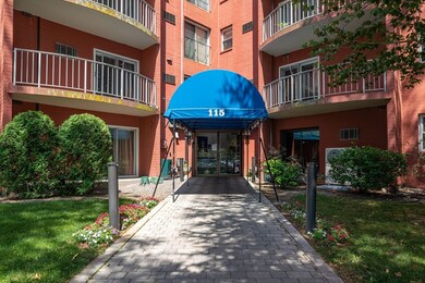 Sagamore Place Condominiums unit 1101, Quincy, MA 02171 - photo 3