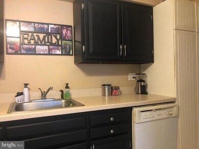 201W Cuthbert Blvd unit 17, Haddon Township, NJ 08107 - photo 4