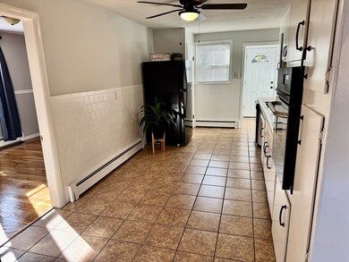 61 Richmond Ave unit 1, Worcester, MA 01602 - photo 5