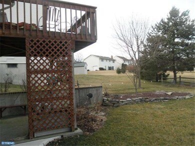 4540 Cairo Dr, Whitehall, PA 18052 - photo 7