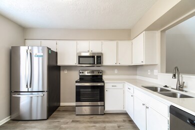 6210 Roseridge Ln, Houston, TX 77053 - photo 7