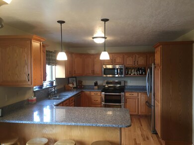 301 23rd Ave NE, Jamestown, ND 58401 - photo 3