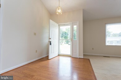 324 Monroe Dr, Colonial Beach, VA 22443 - photo 3