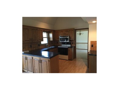 8026 Summit St, Lenexa, KS 66215 - photo 5