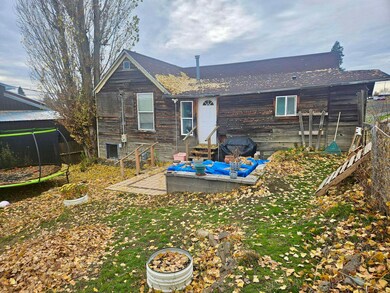 301 7th St, Davenport, WA 99122 - photo 4