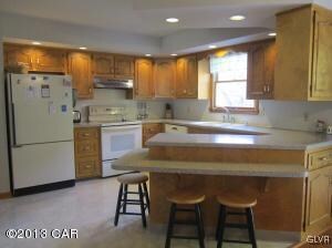 1295 Summit View Drive, Long Pond 006
