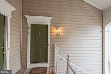 46876 Clarion Terrace unit 201, Sterling, VA 20164 - photo 3