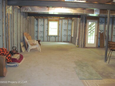 166 Buck Ridge Dr, Drums, PA 18222 - photo 3