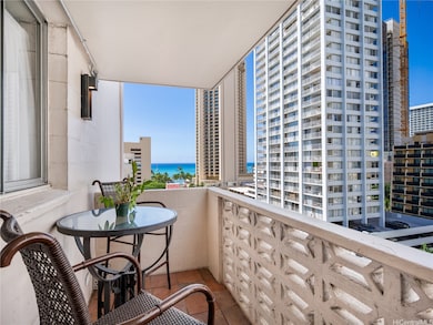 2442 Kuhio Ave unit 1101, Honolulu, HI 96815 - photo 3