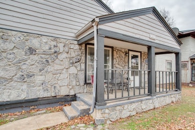 1017 W Cherokee Ave, Enid, OK 73703 - photo 2