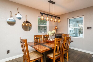 2060 Sylvia Ave NE, Cedar Rapids, IA 52402 - photo 7