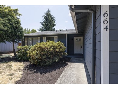 664 Valleywood Dr SE, Salem, OR 97306 - photo 4