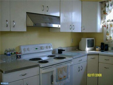 1046 Bullock Ave, Lansdowne, PA 19050 - photo 3