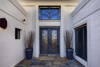 006_Front Entry