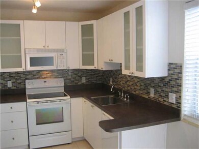 2445 SW 10th St unit B, Miami, FL 33135 - photo 2