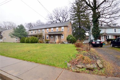 640 Furnace St, Emmaus, PA 18049 - photo 3