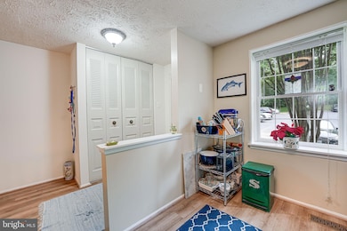 1614 Harvest Green Ct, Reston, VA 20194 - photo 4