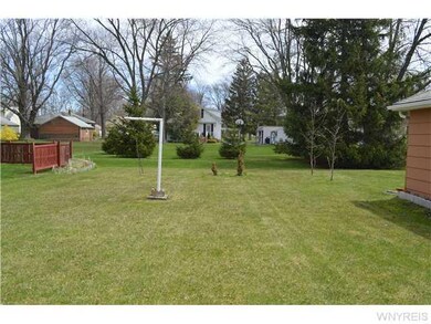 177 Homestead Dr, North Tonawanda, NY 14120 - photo 3