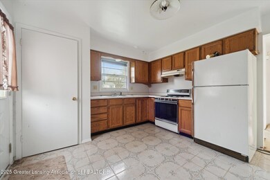 10-3820-Lowcroft-Ave-Lansing-MI-48910-Wi