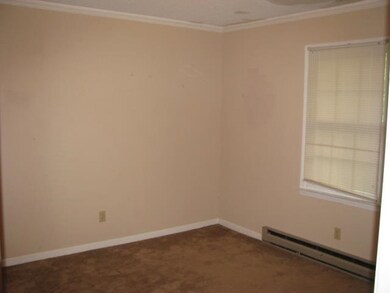 1104 McFalls Cir, Anderson, SC 29621 - photo 4