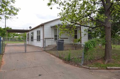 1221 33rd St, Wichita Falls, TX 76302 - photo 3