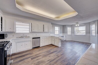 4588 W 64th Place unit A, Tulsa, OK 74132 - photo 7