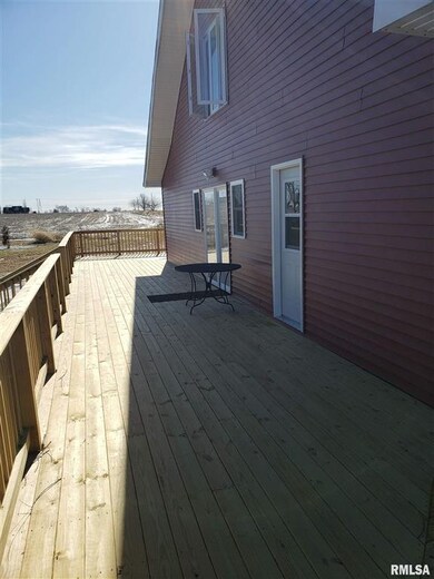 10229 W Farmington Rd, Hanna City, IL 61536 - photo 4