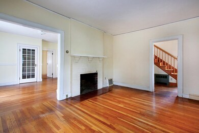 15 Wyoming Rd, Newtonville, MA 02460 - photo 2