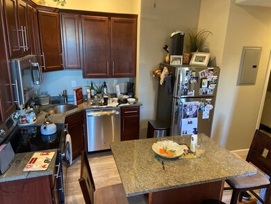 18 Hull St unit 4R, Boston, MA 02113 - photo 2