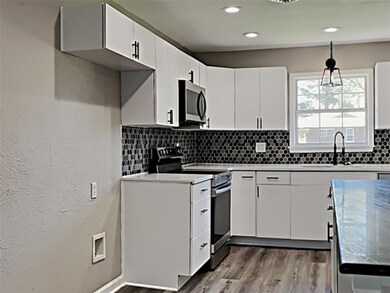 2215 N Alexander St, Sherman, TX 75092 - photo 7