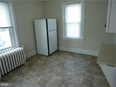 933 12th Ave unit 2-R, Prospect Park, PA 19076 - photo 3