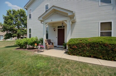 381 Chesapeake Ln, Oswego, IL 60543 - photo 4