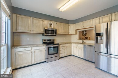 13 Roger Valley Ct, Parkville, MD 21234 - photo 5