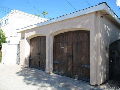 3206 Marcus Ave